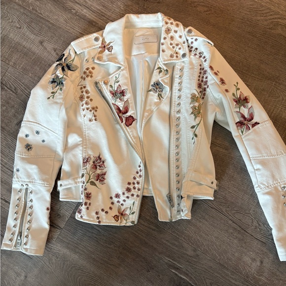 Blank NYC Jackets & Blazers - Floral Embroidered White Jacket